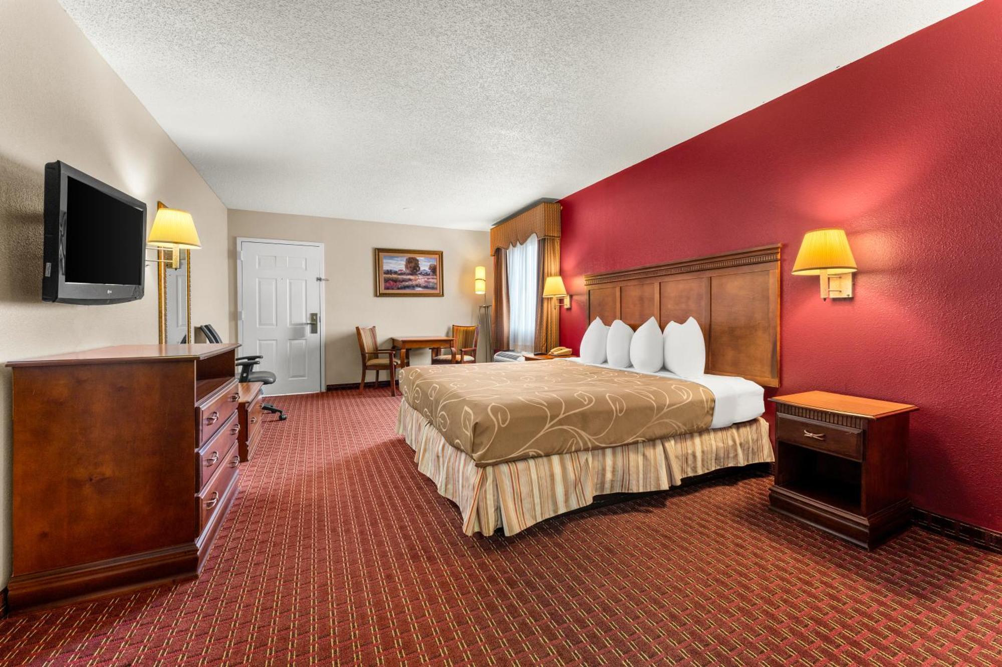Americas Best Value Inn-Montezuma Extérieur photo